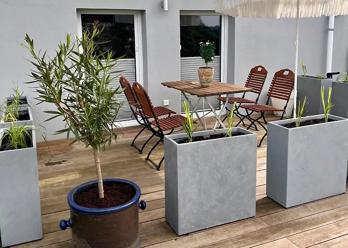 Charmante Einliegerwohnung, 3 Zimmer In Ruhiger Wohnlage, 60Qm, Mit Gemuetlicher Suedterrasse